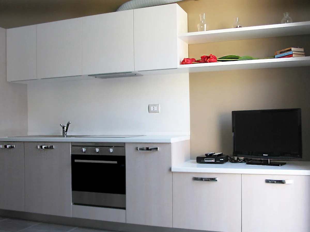 Residence Borgo Del Cigno Spinone Al Lago 3*,  Italy