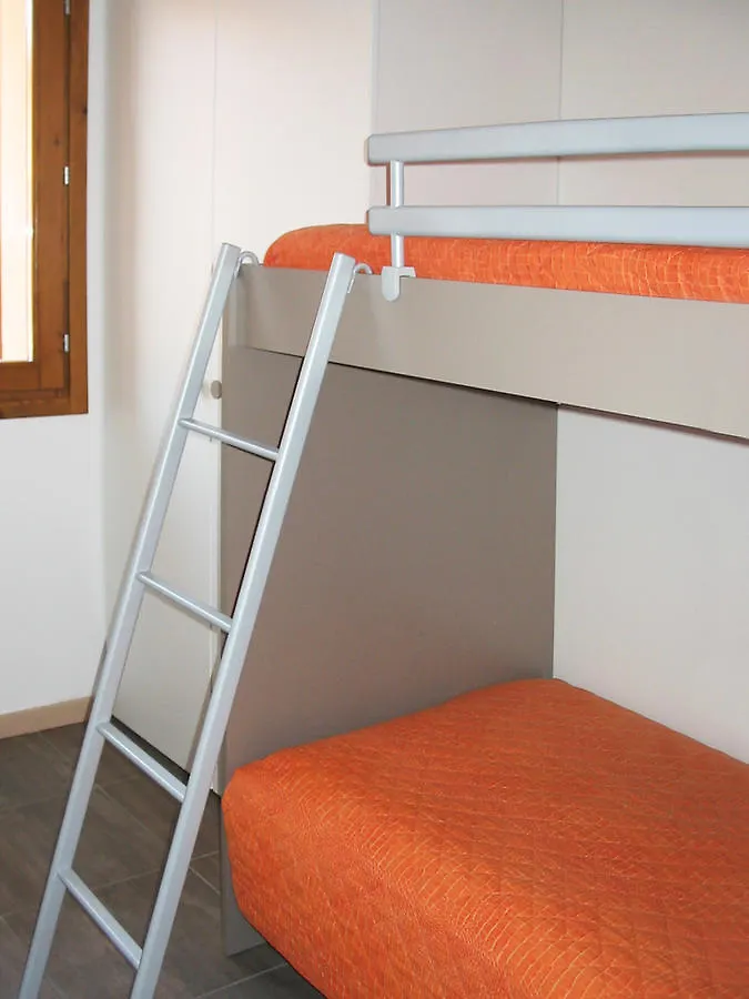 Aparthotel Residence Borgo Del Cigno Spinone Al Lago