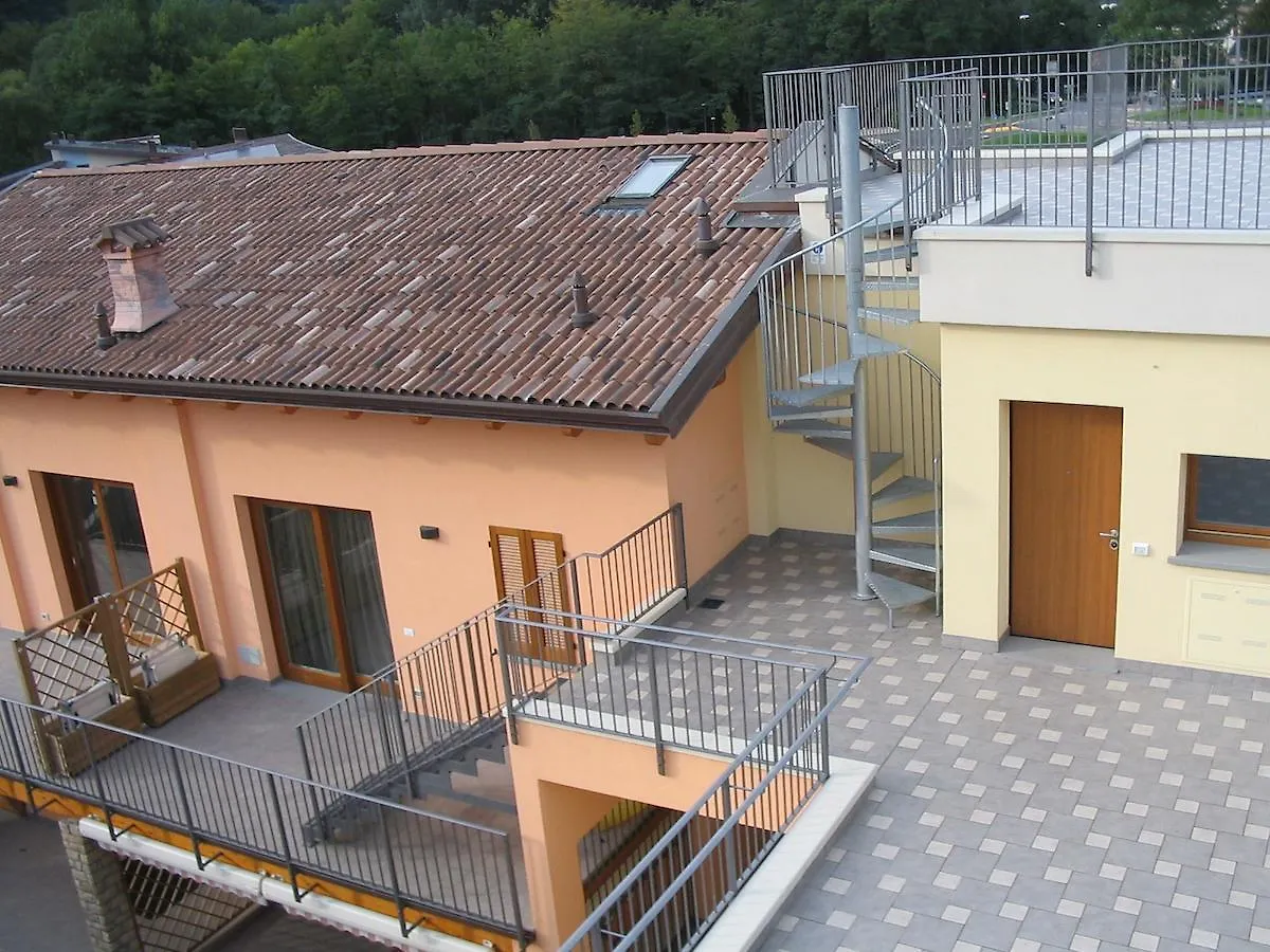 Residence Borgo Del Cigno Spinone Al Lago